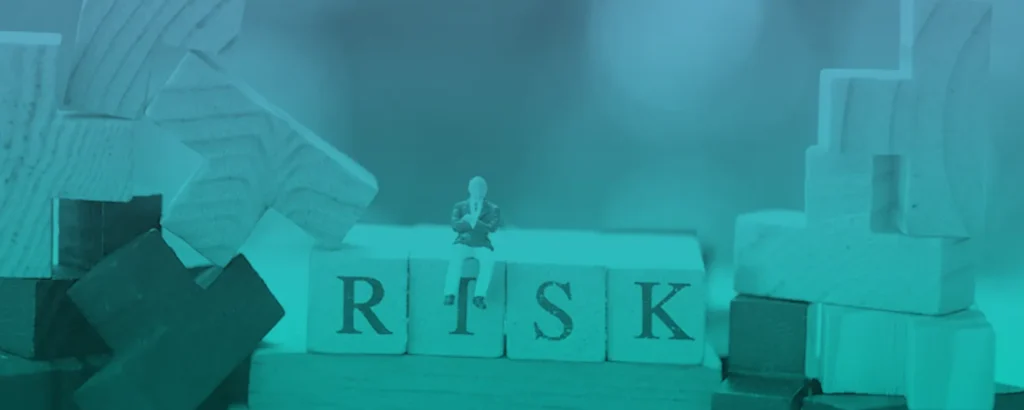 Identificación y evaluación de riesgos y oportunidades sin complejidad innecesaria